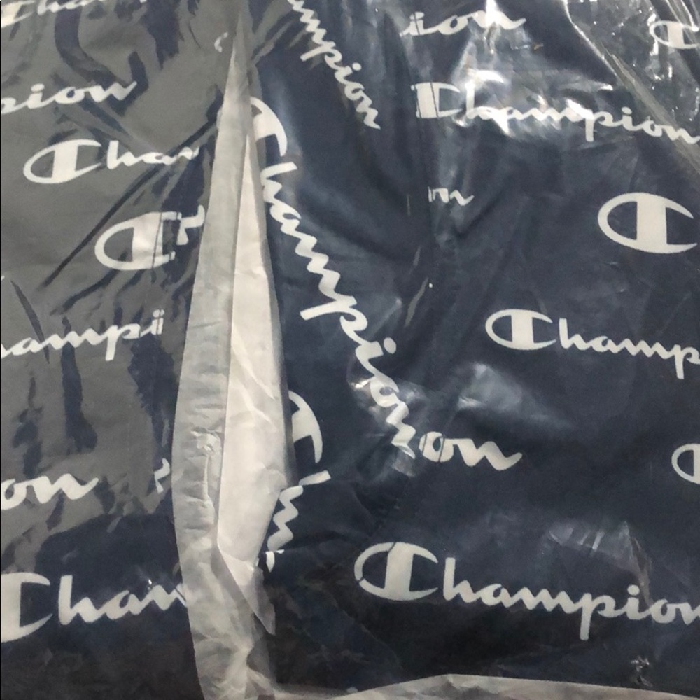 Champion Windbreaker Jacket Last One - Picture 6 of 6
